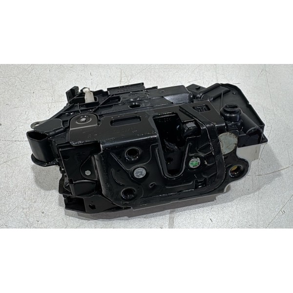 Fechadura Traseira Direita Amarok 2010 A 2016 (2 Pinos) Fechadura Traseira Direita Amarok 2010 A 2016 (2 Pinos)