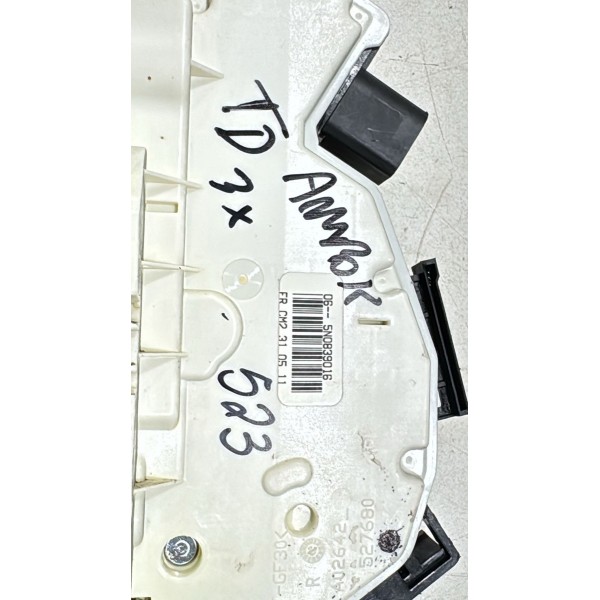 Fechadura Traseira Direita Amarok 2010 A 2016 (2 Pinos) Fechadura Traseira Direita Amarok 2010 A 2016 (2 Pinos)