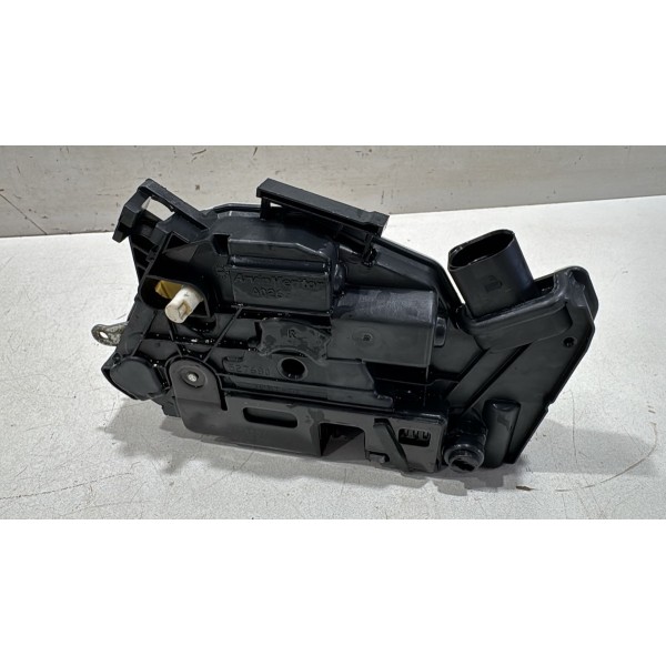 Fechadura Traseira Direita Amarok 2010 A 2016 (2 Pinos) Fechadura Traseira Direita Amarok 2010 A 2016 (2 Pinos)