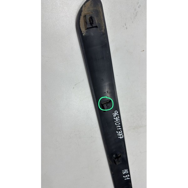 Friso Porta Traseira Peugeot 307 Lado Esquerdo Preto Friso Porta Traseira Peugeot 307 Lado Esquerdo Preto