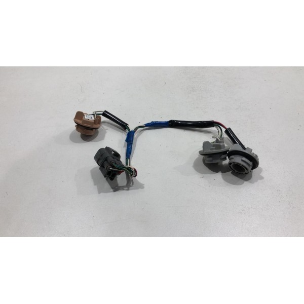 Soquete Chicote Lanterna Traseira Esquerda Hilux 16 Á 21 Soquete Chicote Lanterna Traseira Esquerda Hilux 16 Á 21