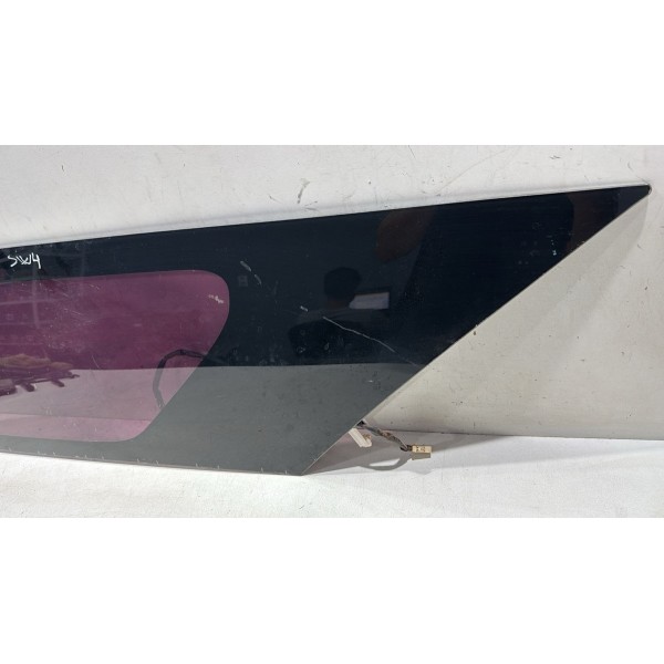 Vidro Fixo Lateral Traseiro Direito Toyota Hilux Sw4 2018 Vidro Fixo Lateral Traseiro Direito Toyota Hilux Sw4 2018