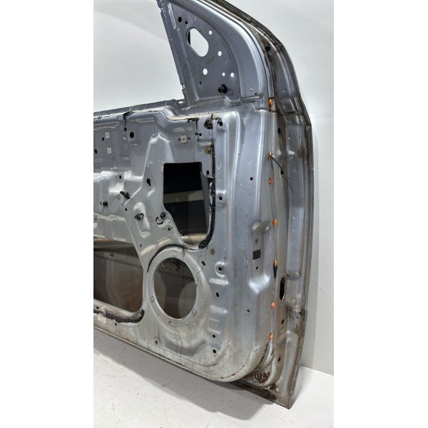 Porta Dianteira Esquerda Kia Sorento 04 Á 09 Usada