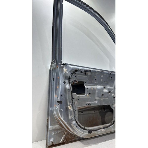 Porta Dianteira Esquerda Kia Sorento 04 Á 09 Usada