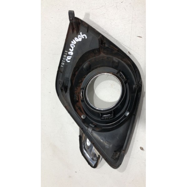 Moldura Milha Esquerda Hilux 2016/2020 520400k010 Preto/cromado Esquerdo Moldura Milha Esquerda Hilux 2016/2020 520400k010 Preto/cromado Esquerdo