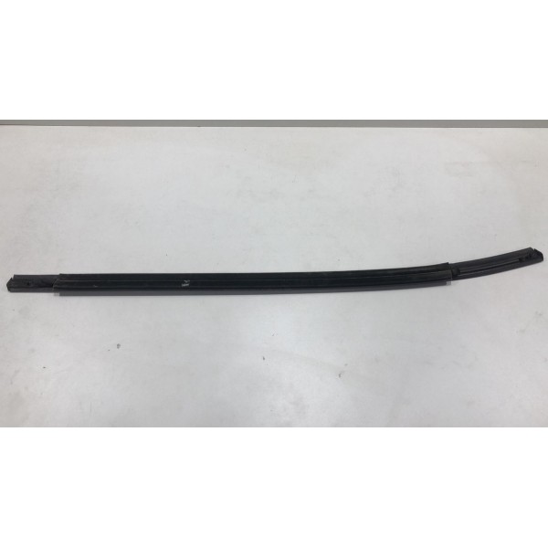 Pestana Externa Traseira Direita Hyundai Ix35 2011 2017 Preto Pestana Externa Traseira Direita Hyundai Ix35 2011 2017 Preto