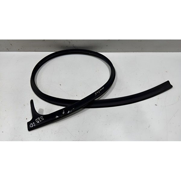 Borracha Fixa Porta Diant Direita Amarok Superior Compare Preta