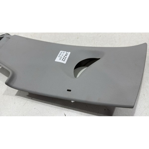 Acabamento Coluna Traseira Direita Amarok 2017/21 2h7867242 Acabamento Coluna Traseira Direita Amarok 2017/21 2h7867242