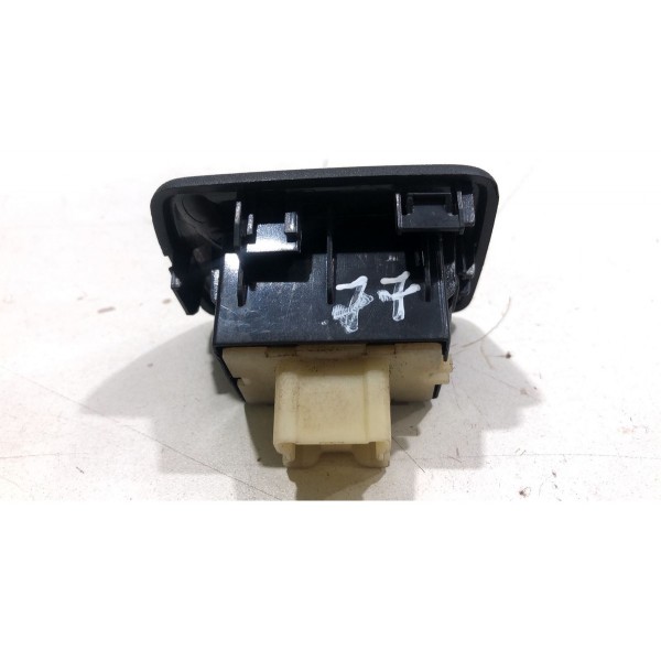 Botão Vidro Diantei Direito Renault Sandero Logan 809609748r Dianteira Botão Vidro Diantei Direito Renault Sandero Logan 809609748r Dianteira