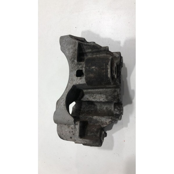 Suporte Compressor Ar Condicionado Gm S10 2.4 2013 Á 2015