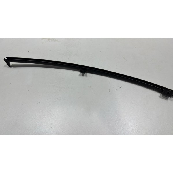 Guia Vidro Porta Traseira Esquerda Yaris 2022 2023 Guia Vidro Porta Traseira Esquerda Yaris 2022 2023