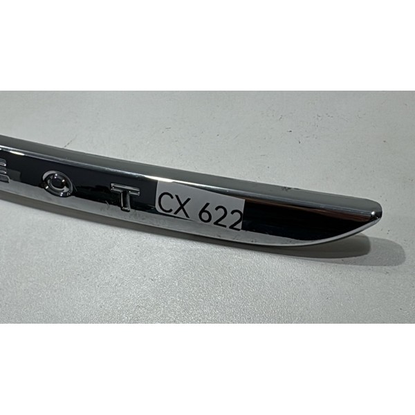 Friso Emblema Tampa Traseira Peugeot 208 2014 2015 2016 2017 Cromado Friso Emblema Tampa Traseira Peugeot 208 2014 2015 2016 2017 Cromado