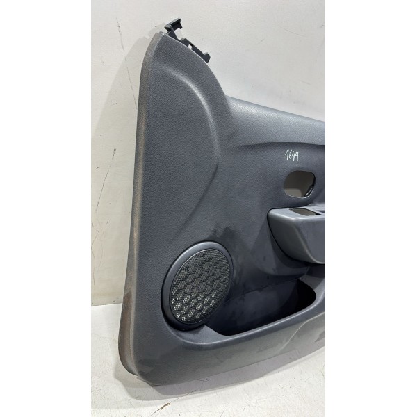 Forro Porta Dianteira Direita Sandero 2015 2017 (usado) Forro Porta Dianteira Direita Sandero 2015 2017 (usado)