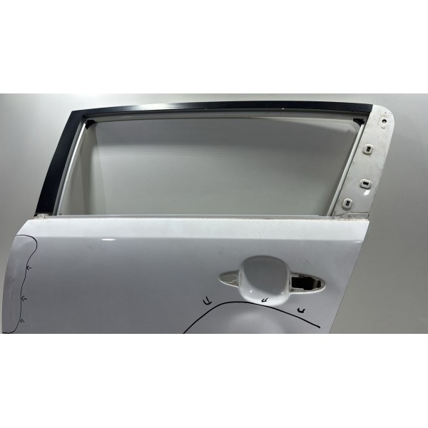 Porta Traseira Esquerda Kia Sportage 2011/16 Avarias Branco Porta Traseira Esquerda Kia Sportage 2011/16 Avarias Branco