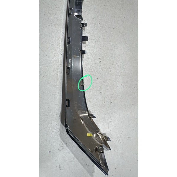 Moldura Cromada Da Grade Dianteira - Tracker 2021 À 24 Cromado