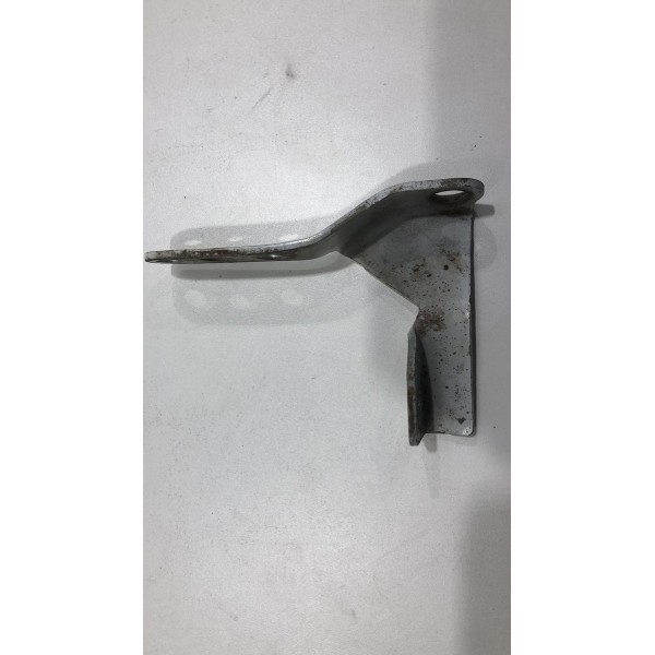 Suporte Direito Dobradiça Tampa Traseira S10 2012/2019