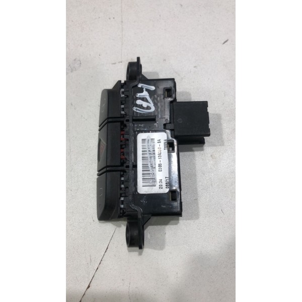 Botão Alerta Trava Ford Ka 2016 2018 E3b513a350 Preto Botão Alerta Trava Ford Ka 2016 2018 E3b513a350 Preto