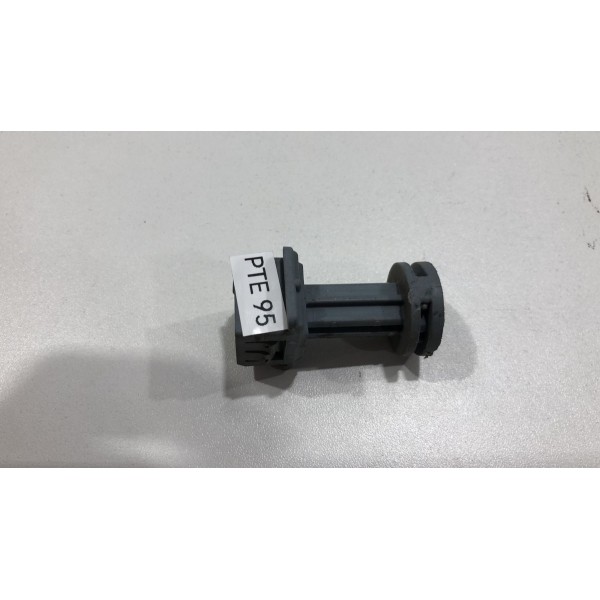 Batente Capô Jeep Commander Suporte Parachoque Original