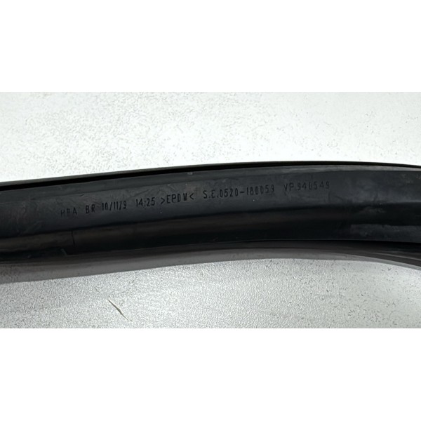 Borracha Canaleta Vidro Tras Esquerda Ranger Rover 13/19 Borracha Canaleta Vidro Tras Esquerda Ranger Rover 13/19