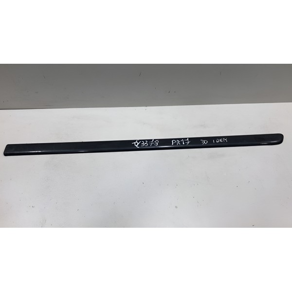 Friso Porta Dianteira Direita Fiat Idea 2006/10 735383238 Grafite Friso Porta Dianteira Direita Fiat Idea 2006/10 735383238 Grafite