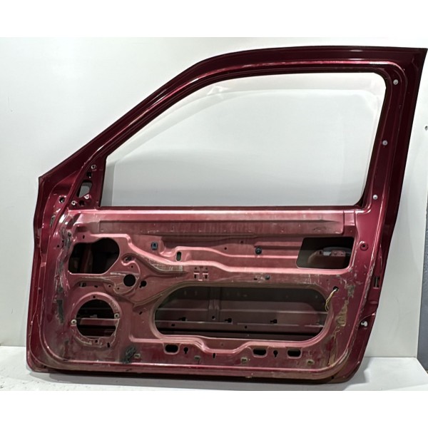 Porta Direita Renault Clio 2001 Á 2012 2 Portas Dianteira Bordô Porta Direita Renault Clio 2001 Á 2012 2 Portas Dianteira Bordô