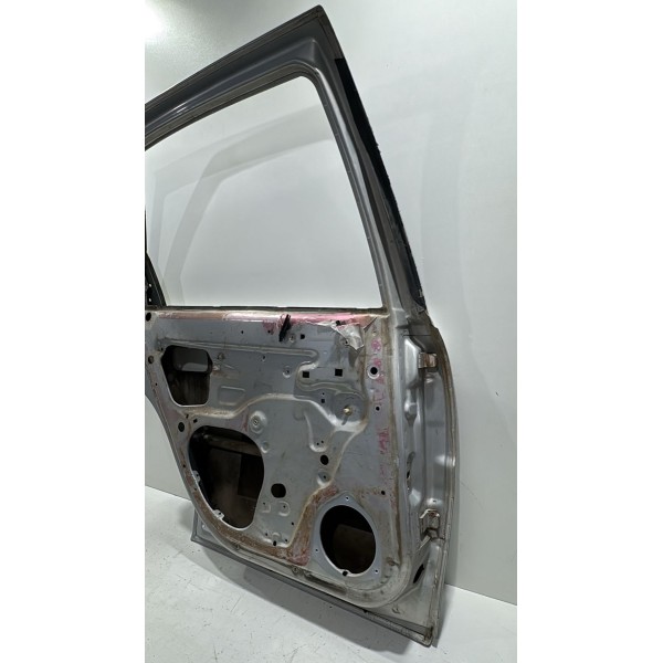 Porta Traseira Esquerda Gm Vectra 1997 A 2005