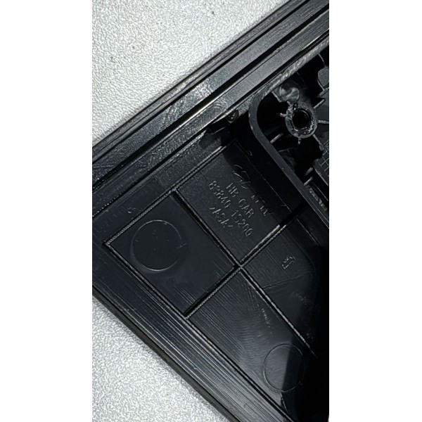 Acabamento Externo Porta Traseira Direita Hyundai Hb20 Acabamento Externo Porta Traseira Direita Hyundai Hb20