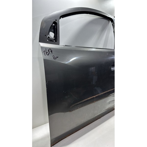Porta Dianteira Esquerda Chevrolet Spin Avaria Detalhes Cinza