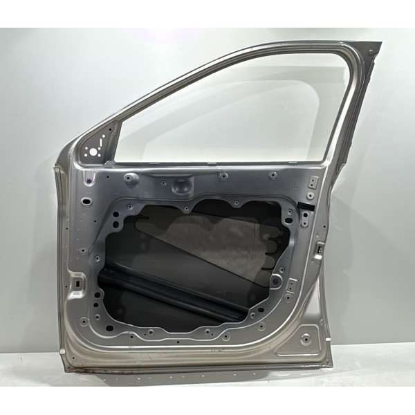 Porta Dianteira Direita Jeep Commander C/ Detalhe Dourada Porta Dianteira Direita Jeep Commander C/ Detalhe Dourada