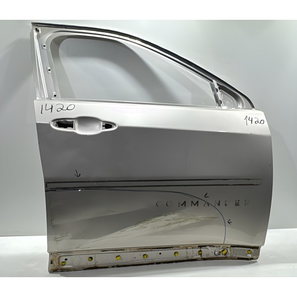 Porta Dianteira Direita Jeep Commander C/ Detalhe Dourada Porta Dianteira Direita Jeep Commander C/ Detalhe Dourada