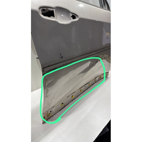 Porta Dianteira Direita Jeep Commander C/ Detalhe Dourada Porta Dianteira Direita Jeep Commander C/ Detalhe Dourada