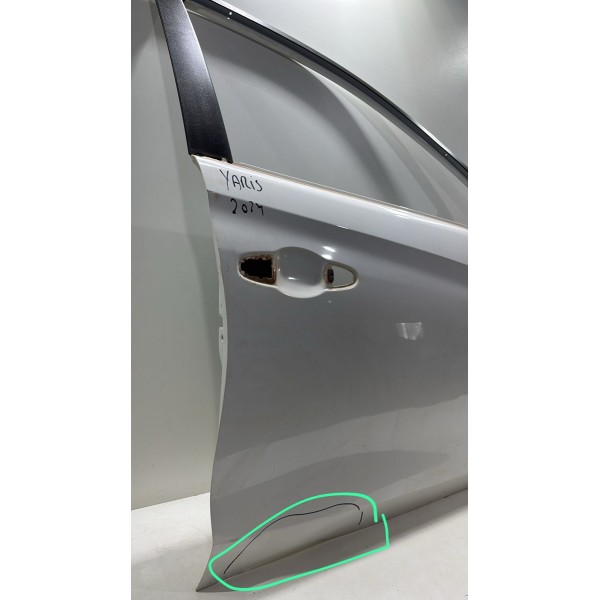 Porta Dianteira Direita Yaris 2018 2019 2020 2021 24 Detalhe Branco