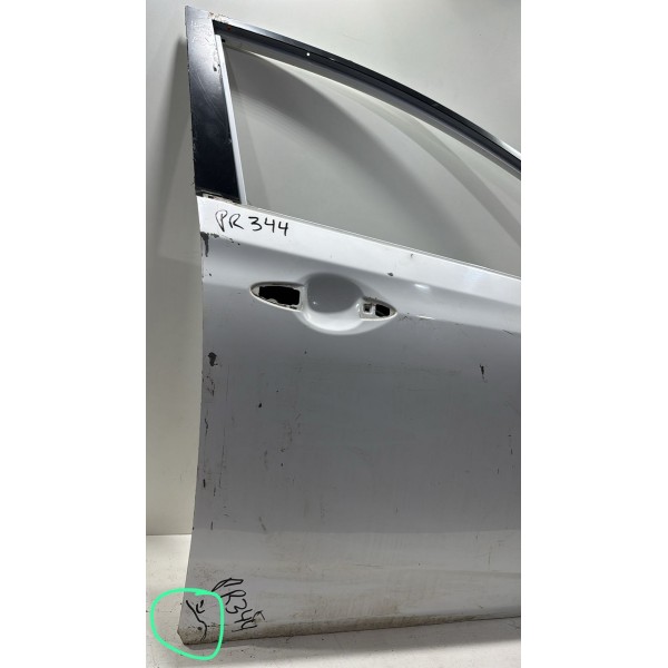 Porta Dianteira Direita Hyundai Hb20 2013 A 2019 Detalhes Direito