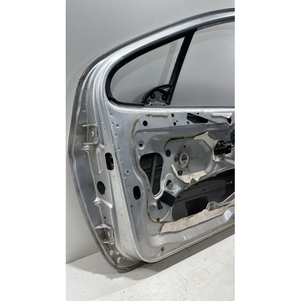 Porta Dianteira Direita  Peugeot 307