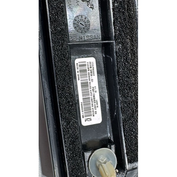 Acabamento Lanterna Tampa Direita Nissan Kicks 2021 2022 Acabamento Lanterna Tampa Direita Nissan Kicks 2021 2022