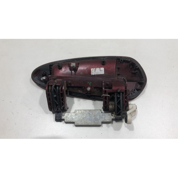 Macaneta Externa Traseira Esquerda Punto 2008/2018