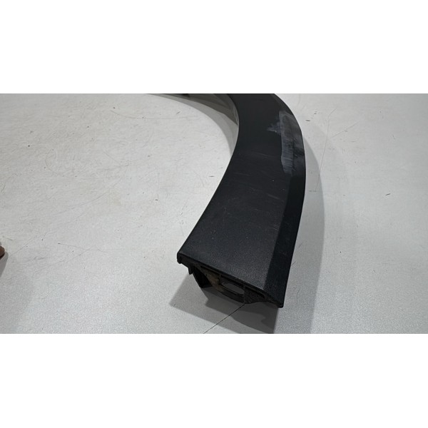 Moldura Para Lama Dianteira Direita Honda Hrv 2015/2020 Moldura Para Lama Dianteira Direita Honda Hrv 2015/2020