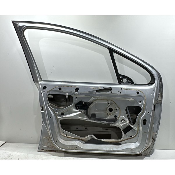Porta Dianteira Esquerda Peugeot 307 2002 A 2012 Usado Prata Porta Dianteira Esquerda Peugeot 307 2002 A 2012 Usado Prata