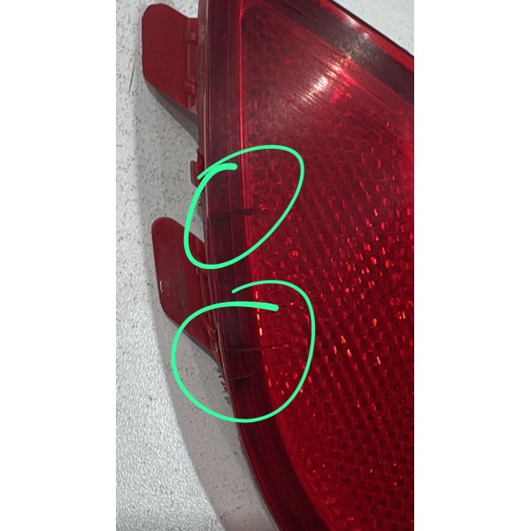 Olho De Gato Esquerdo Hyundai Ix35 2010 À 2015 Original Vermelho