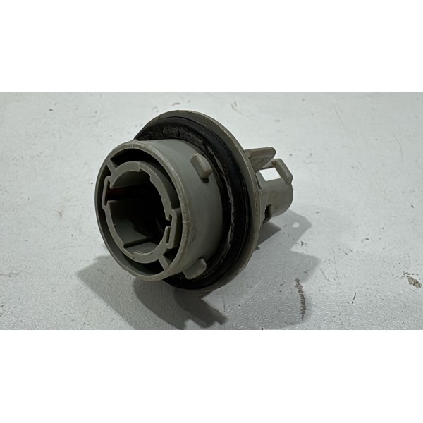 Soquete Lanterna Pisca Farol Toyota Hilux 2005 Á 2008 Orig. Soquete Lanterna Pisca Farol Toyota Hilux 2005 Á 2008 Orig.