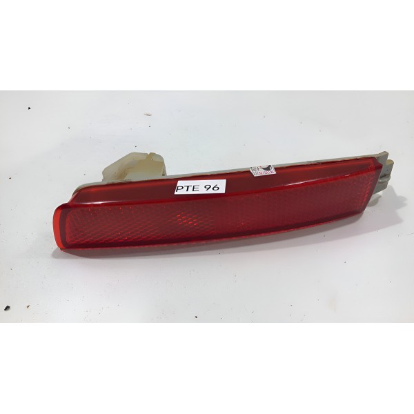 Refletor Olho De Gato Traseiro Esquerdo Nissan Kicks 16-2019 Vermelho