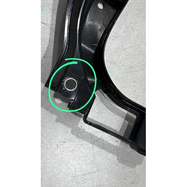 Acabamento Lateral Direito Tampa Traseira Fiat Toro 2016-21 Preto