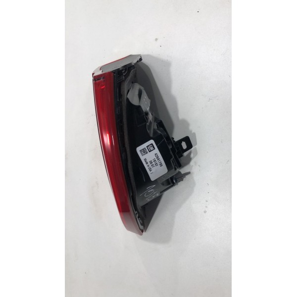 Lanterna Tampa Traseira Direita Led Cruze 2020/2023 Vermelho/transparente Lanterna Tampa Traseira Direita Led Cruze 2020/2023 Vermelho/transparente