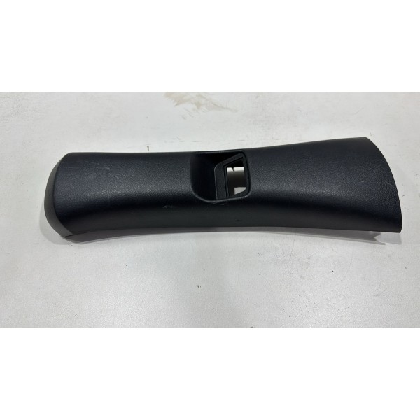 Tampa Acabamento Traseiro Console Preto Original Yaris 2024