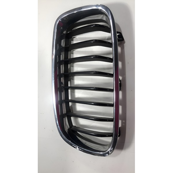 Grade Dianteira Esquerda Bmw F30 320 325 328 2012 Á 2016 Preto Esquerdo