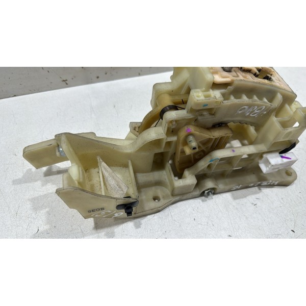 Trambulador Câmbio Automático Hyundai Hb20 2014 467001s000 Trambulador Câmbio Automático Hyundai Hb20 2014 467001s000