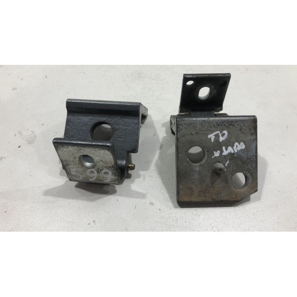 Dobradiça Traseira Direita Xsara Picasso 2001/2005 Dobradiça Traseira Direita Xsara Picasso 2001/2005