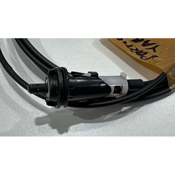 Cabo Portinhola Tanque Yaris Sedan 2021 2022 2023 2024 Cabo Portinhola Tanque Yaris Sedan 2021 2022 2023 2024