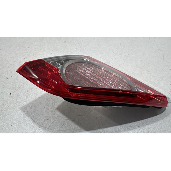 Lanterna Tampa Traseira Lado Direito Corolla 2012/2014 Vermelho Lanterna Tampa Traseira Lado Direito Corolla 2012/2014 Vermelho