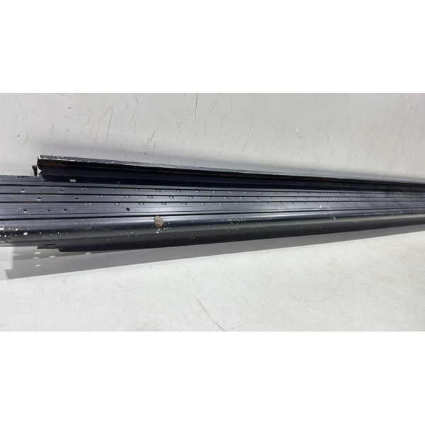 Estribo Esquerdo Hilux 2012 2013 2014 2015 Preto Estribo Esquerdo Hilux 2012 2013 2014 2015 Preto